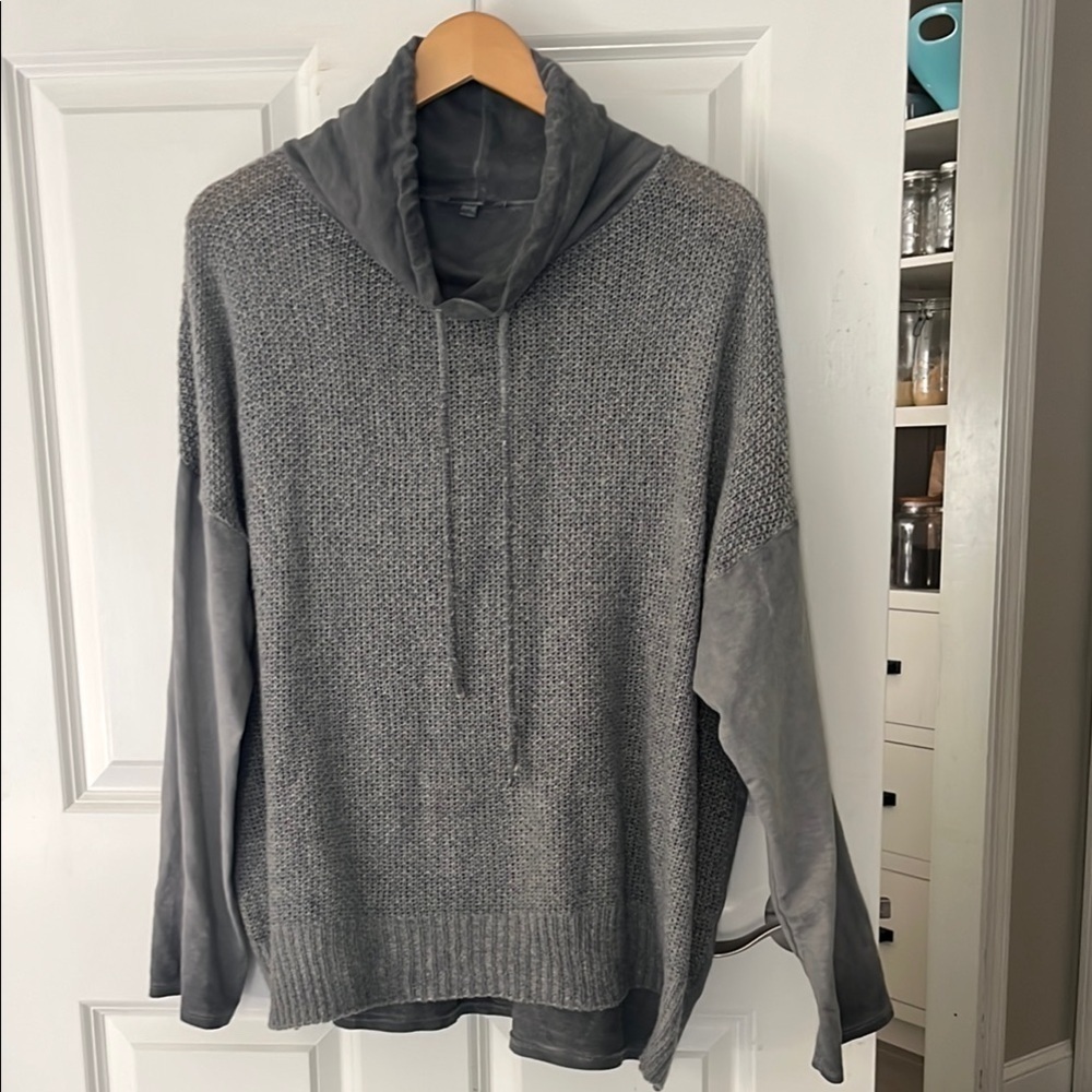 Gray Funnel Neck Sweater Italian cotton mohair blend size M/L Tempo Paris